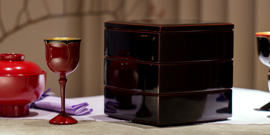 胴張三段重箱 溜内朱 5.5寸 木製 漆塗りお重箱 漆器の井助