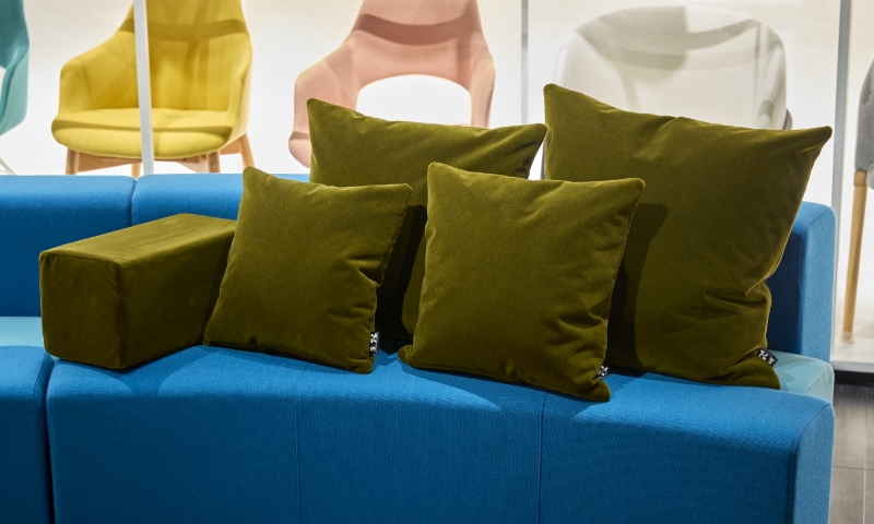 阪急バスモケットクッション| 椅子生地を簡単に検索・購入できる専門