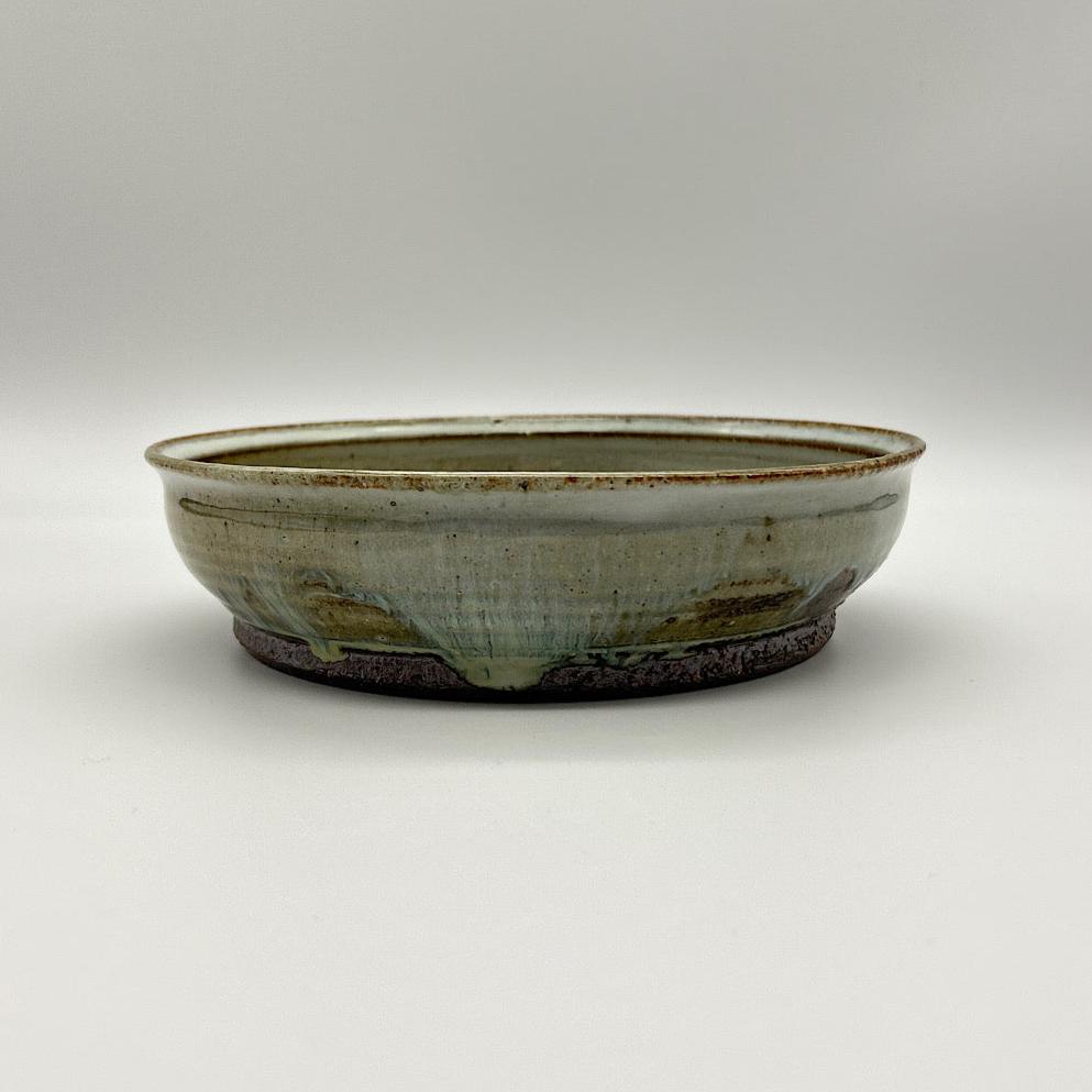 藁灰釉 七寸平鉢 – IRODORI TABLE / pottery & tableware