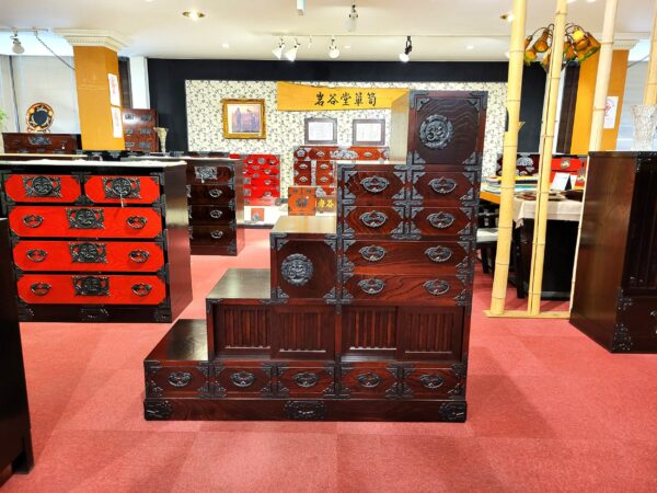 階段箪笥 | 岩谷堂箪笥｜ショールーム【公式】