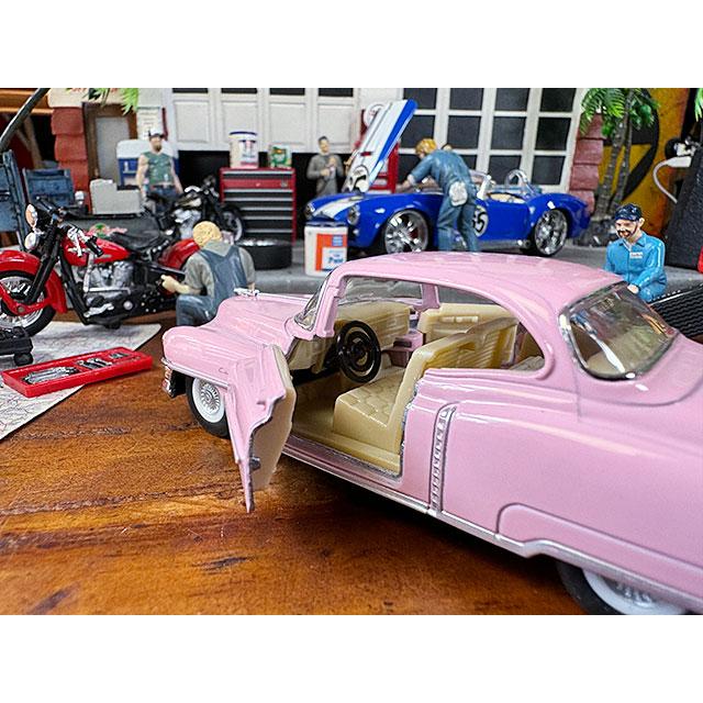1953年 ピンクキャデラック ダイキャストミニカー 1/43スケール