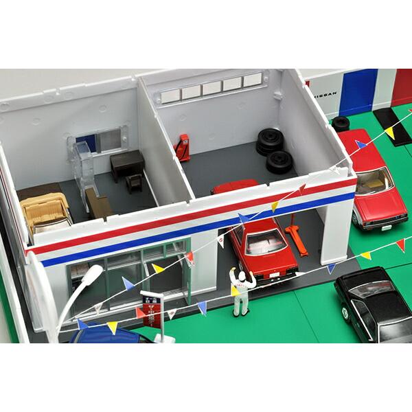 日産（NISSAN） トミカラマヴィンテージ 04d 中古車店 (日産中古車