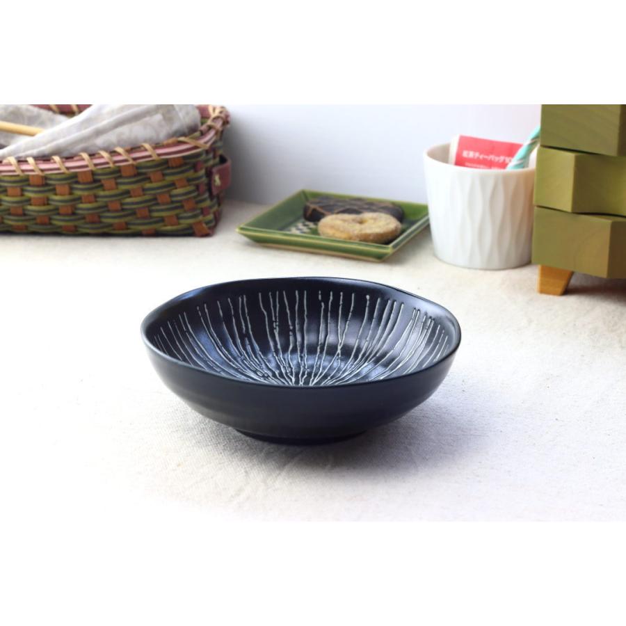 彫十草 4.5寸中鉢 15cm 日本製 美濃焼 45鉢 中鉢 中皿 肉じゃが鉢 煮物