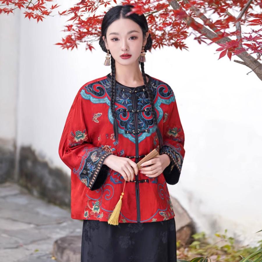 チャイナ服 トップス 本格 凝った刺繍 華やかな風合い 七分袖 襟なし