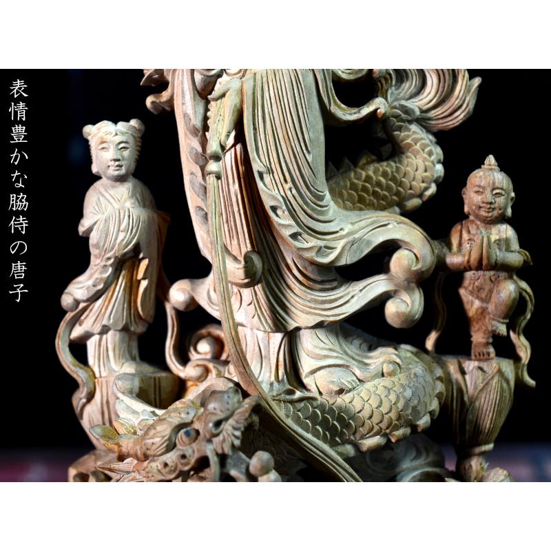仏像 龍上観音像 白檀 手彫り 中国伝統工芸品 : 中国貿易公司ctc