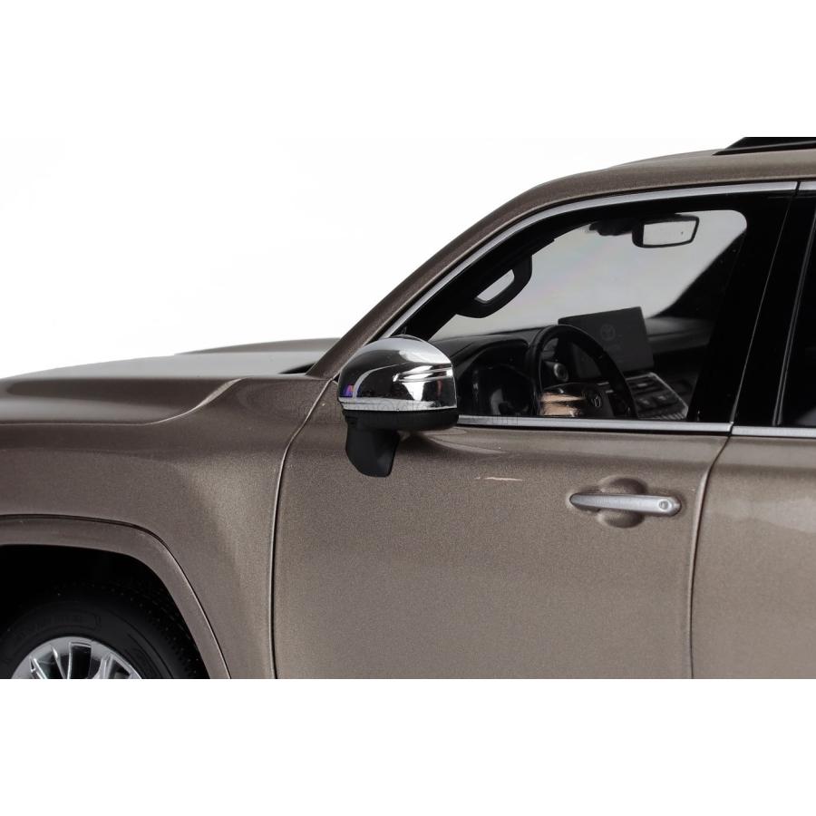 トヨタ（TOYOTA） ミニカー 1/18 ランドクルーザー 300-ZX SUV LCD