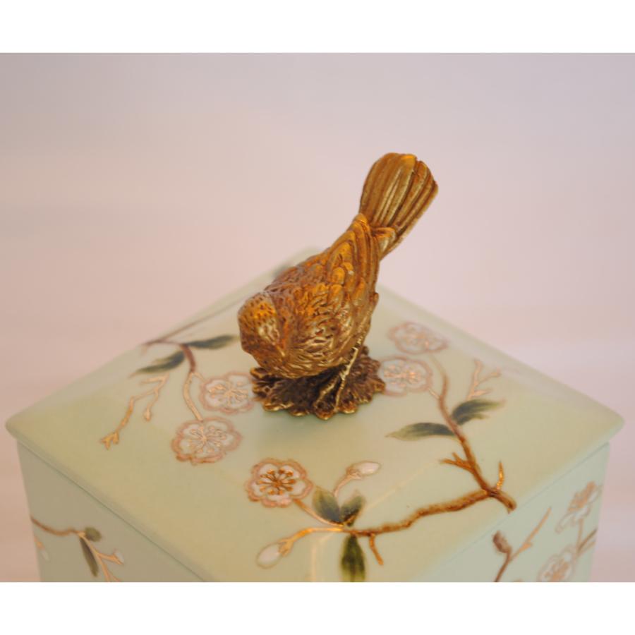 ボックス BOX 鳥 陶磁器 真鍮 蓋つき小物入れ 雑貨 桜 アンティーク調