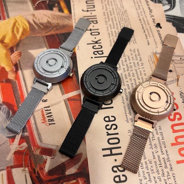 磁気ボールユニークウォッチ 全3色 シルバー ブラック ゴールドピンク