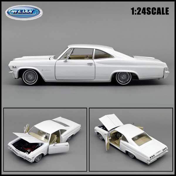 1/24 箱入り ミニカー 1965 Chevrolet Impala SS 396 ホワイト