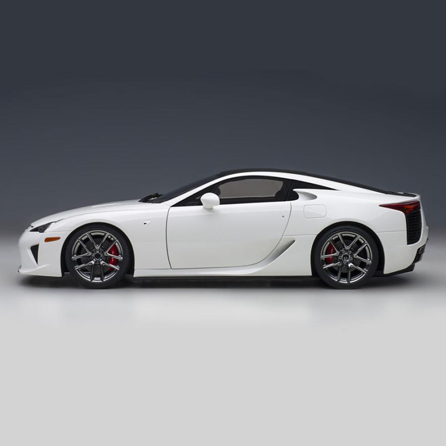 ミニカー 1/18 レクサス LFA ホワイテスト ホワイト ブラック カーボン