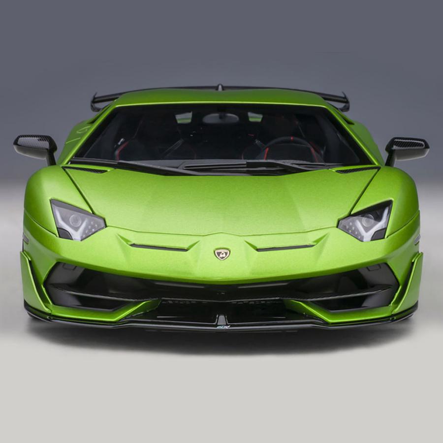 Lamborghini（ランボルギーニ） ミニカー 1/18 アヴェンタドール SVJ