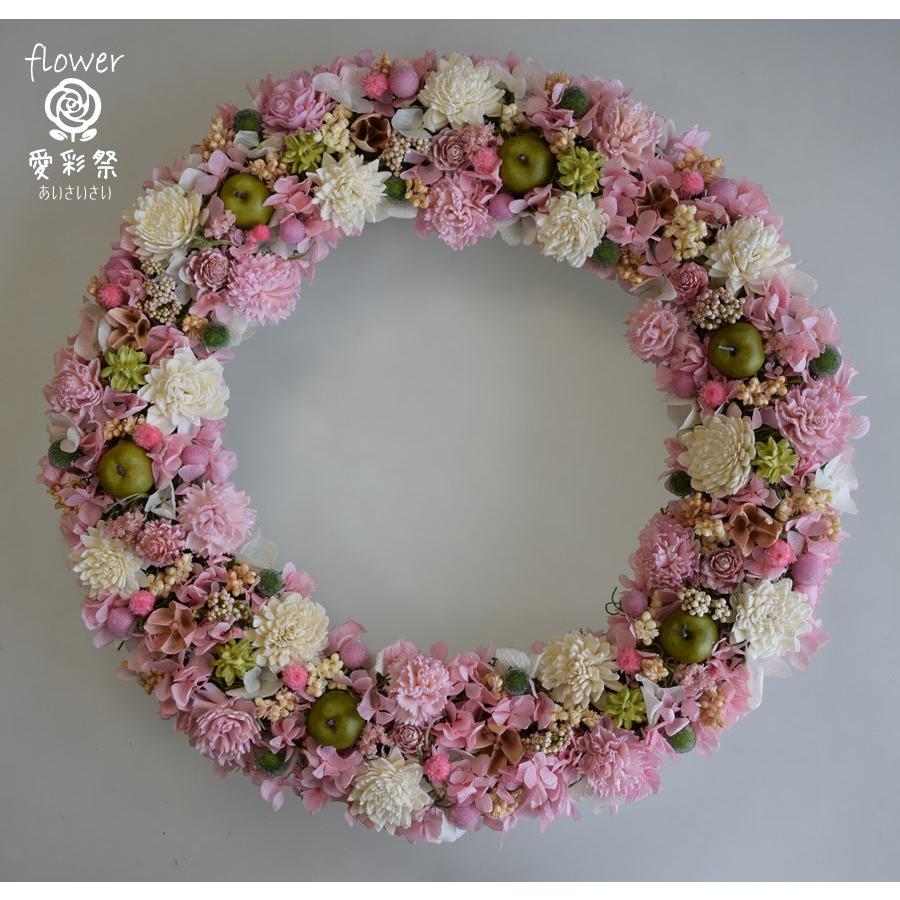 ドライフラワーリース ピンク・白のお花 緑色との相性もよくおしゃれな