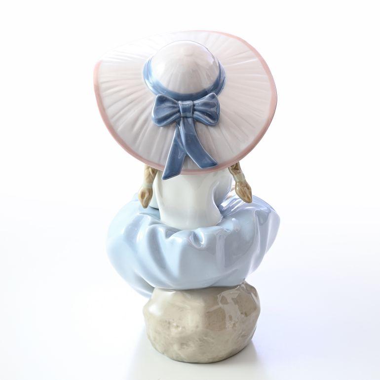 LLADRO（リヤドロ） 花の香りにつつまれて フィギュア 人形 女性