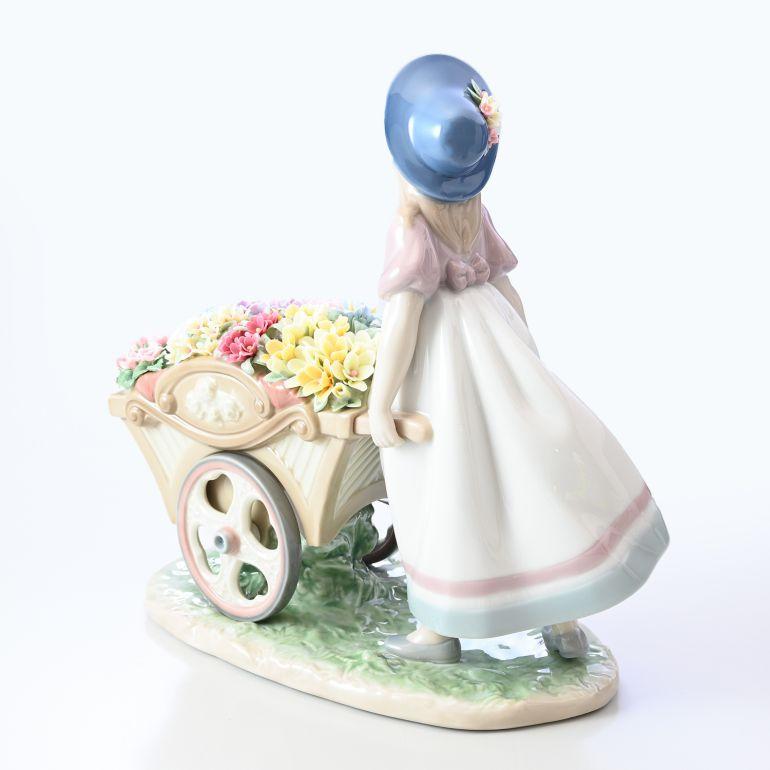 LLADRO（リヤドロ） 可愛いお花屋さん フィギュア 人形 女性 リアドロ