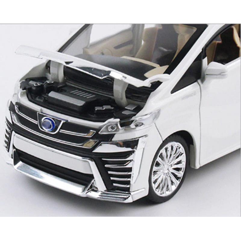 トヨタ（TOYOTA） ヴェルファイア 1/24 ミニカー 全2色 ライト点灯