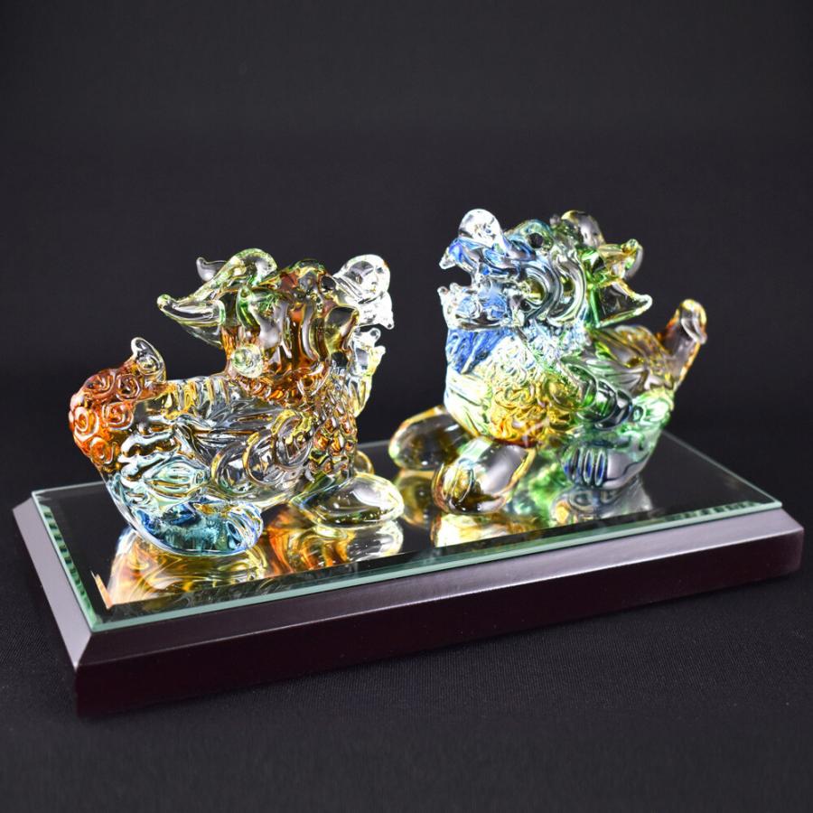 貔貅 ヒキュウ 置物 ペア色彩ガラス細工 専用台座付き 風水 縁起物
