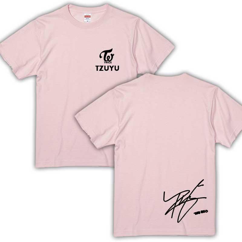 ツゥィ トゥワイス TWICE サイン入り ロゴ入り べビーピンク 男女兼用T