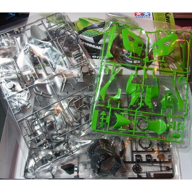 タミヤ（TAMIYA） カワサキ Ninja ZX-RR 1/12 バイク Item14109 : 車