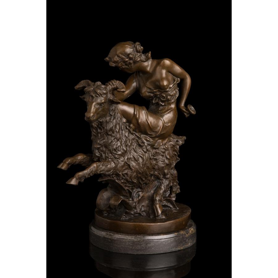大人気ブロンズ像 山羊に乗る乙女 インテリア 彫刻 銅像 : 永楽美術