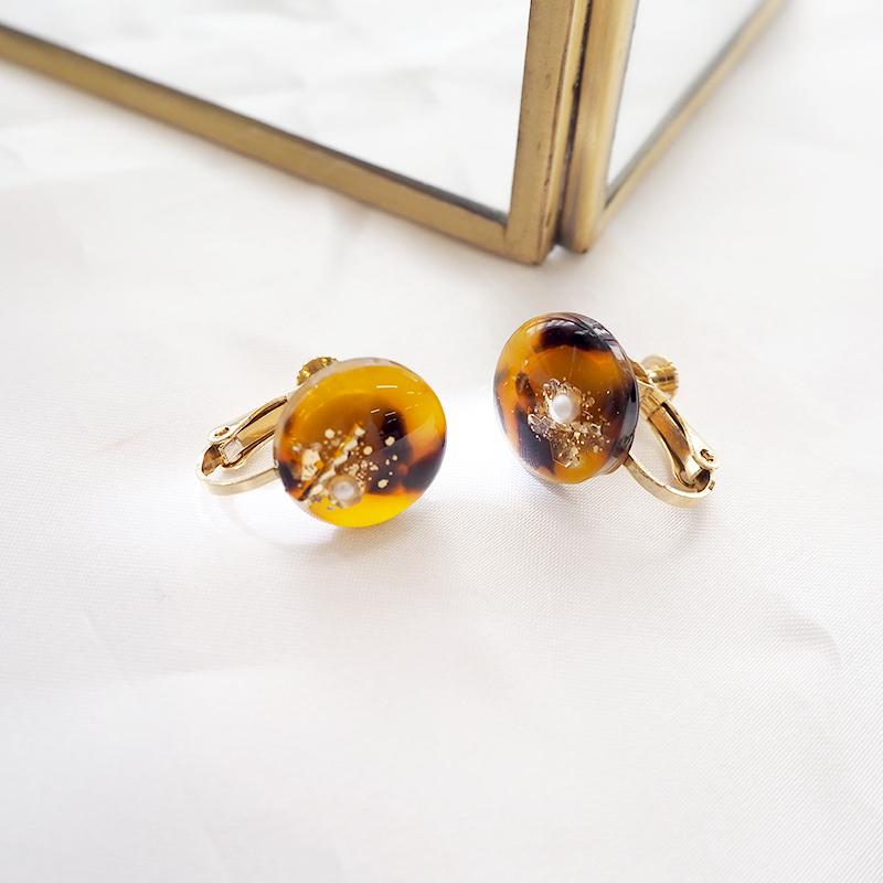 BLAZE ピアス イヤリング べっ甲 風 ゴールド ライン パール レジン