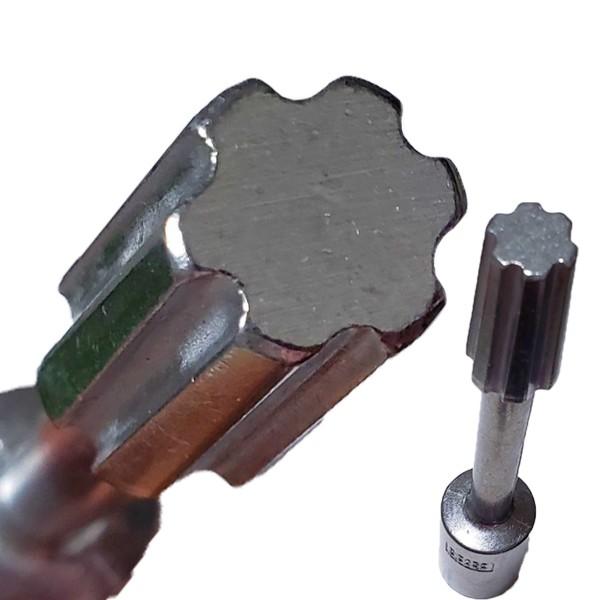 クランプの高さが足りない時に活躍 マネキンクランプ ホルダー用