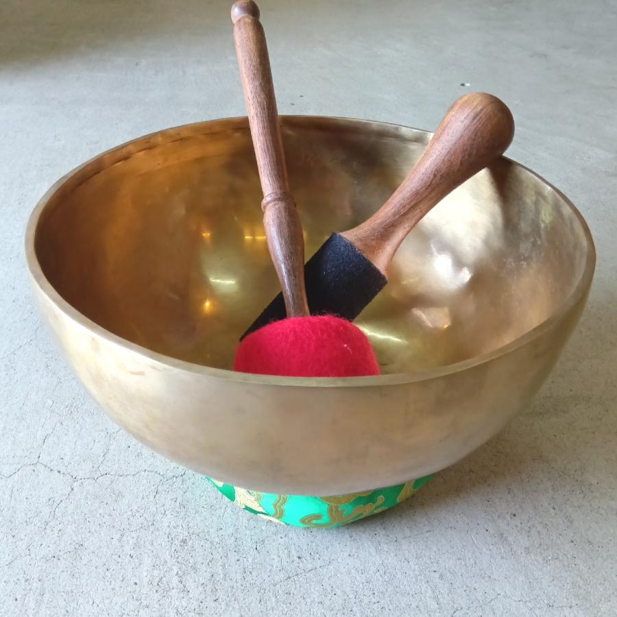 シンギングボウル マインドフルネス ネパール シンギングボール 仏具