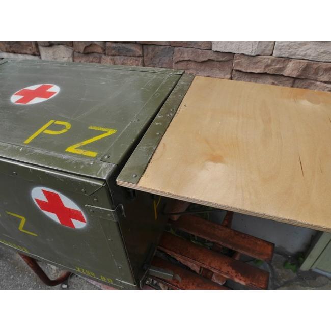 チェコ軍 メディカルボックス ミリタリー インテリア 収納 ウッド