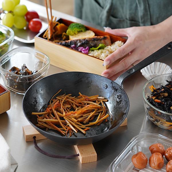 近藤製作所 ちょっと深めの鉄フライパン 18cm 鉄フライパン 板厚1.6mm