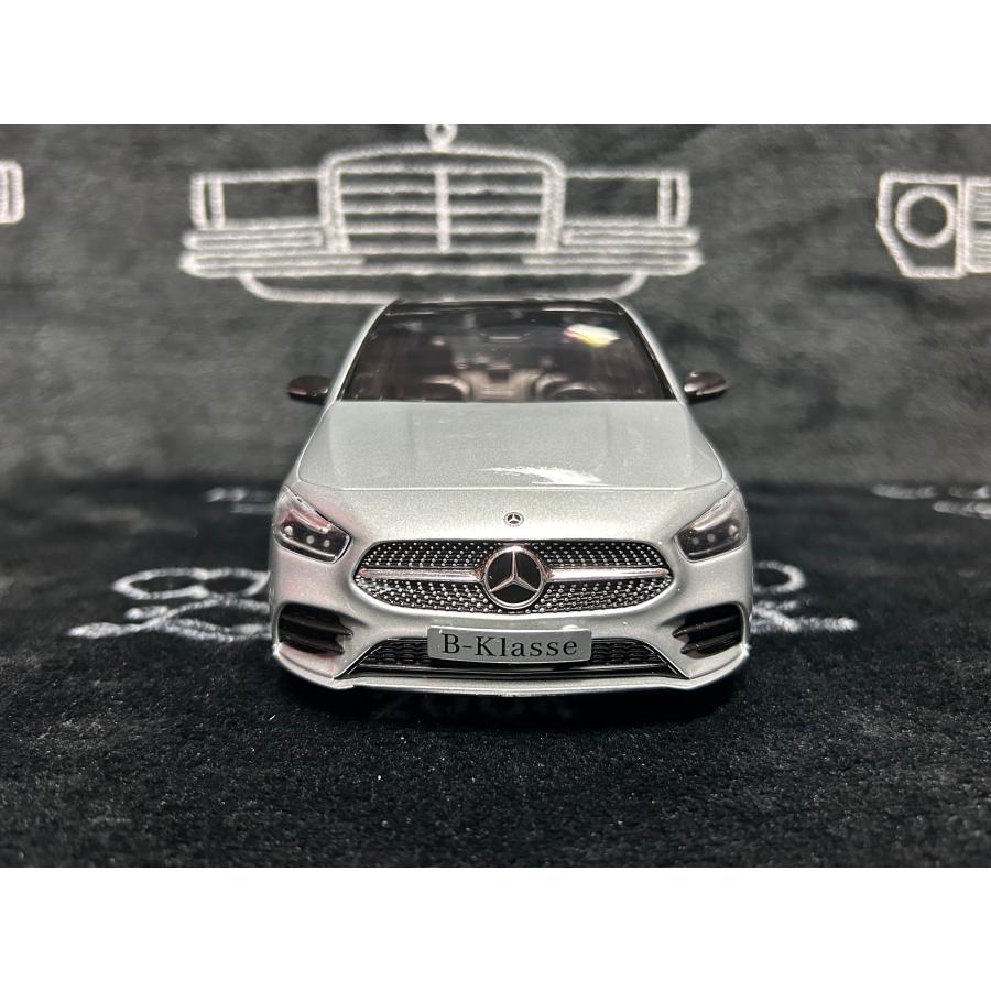 Z Models 1/18 Mercedes Benz B class (W247) iridium silver
