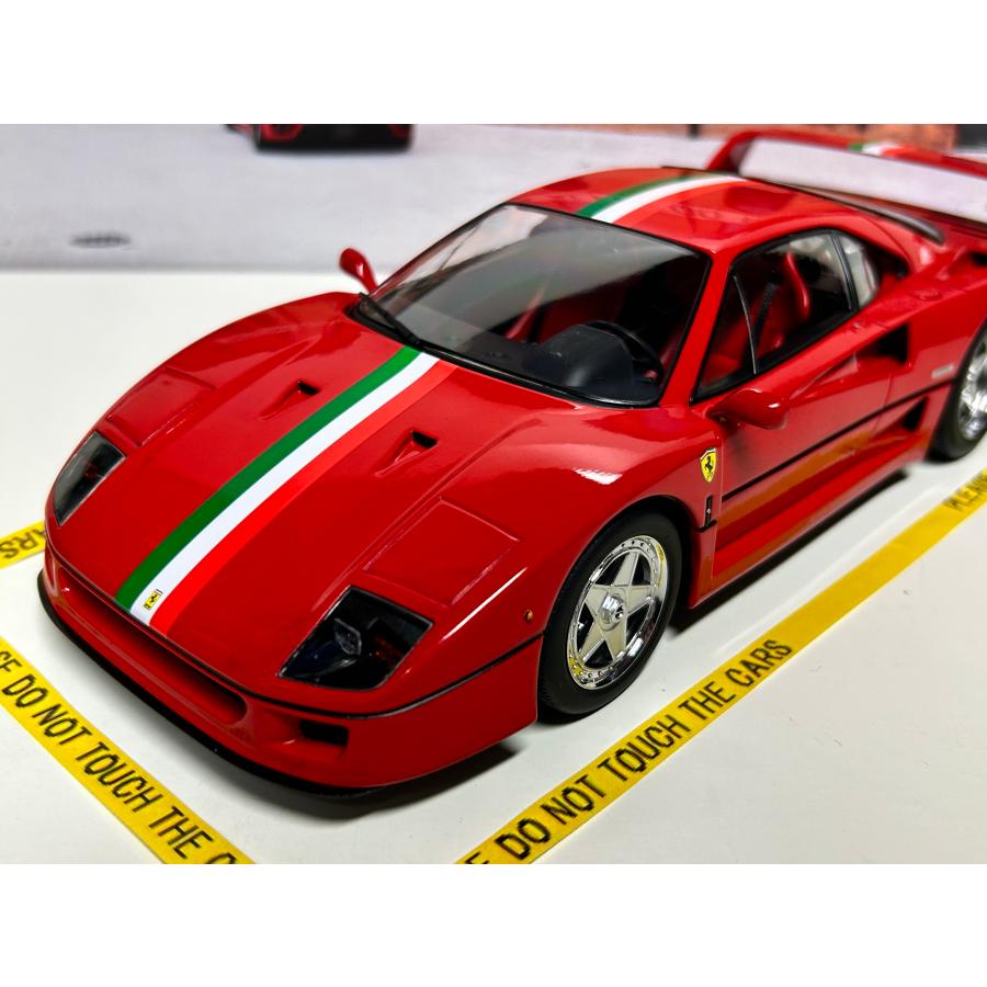 KKスケール KK scale 1/18 Ferrari F40 レッド/イタリアンストライプ