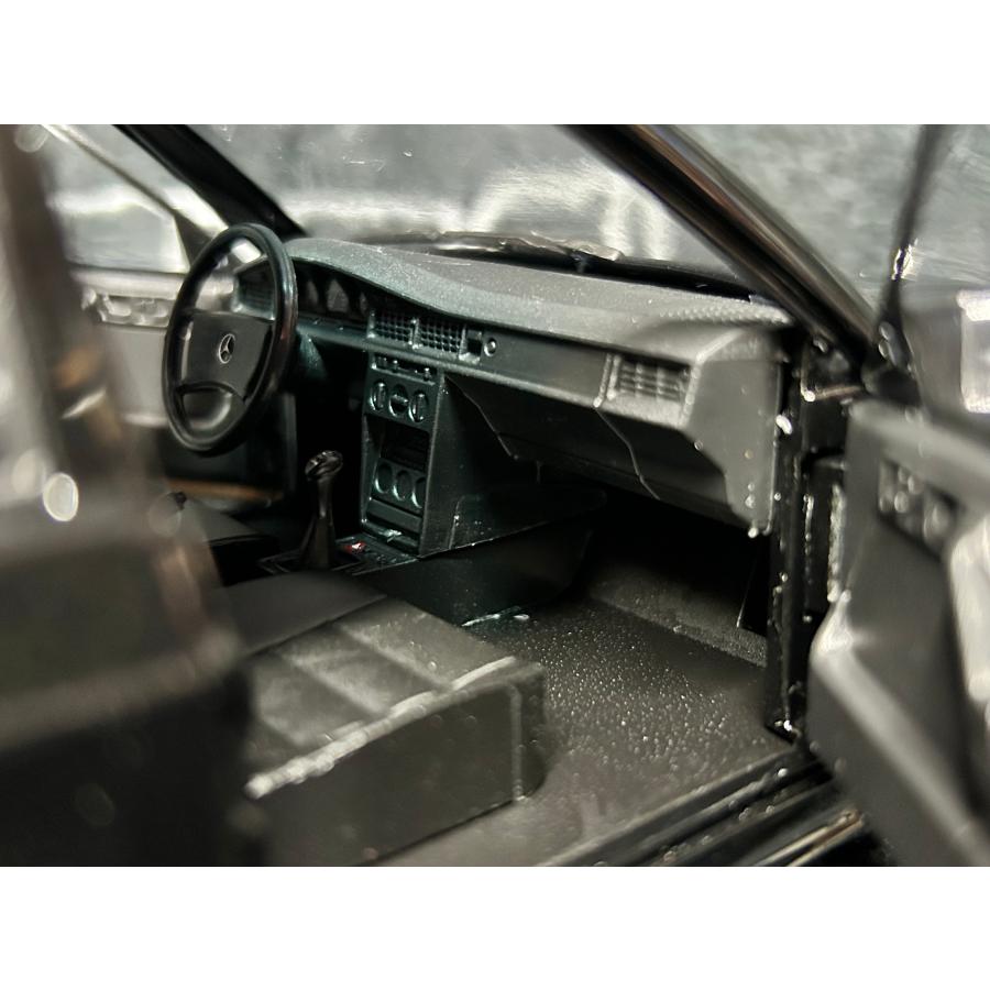 SOLIDO solido 1/18 Mercedes Benz 190E 2.5-16V Evolution II 1990