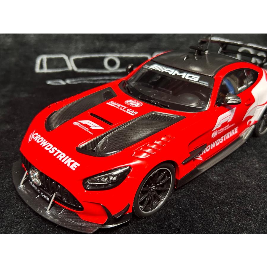 ミニチャンプス minichmaps 1/18 Mercedes Benz AMG GT Black Series