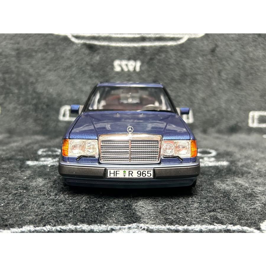 norev 1/18 Mercedes Benz 300D S124 Estate 1990 ブルーメタリック
