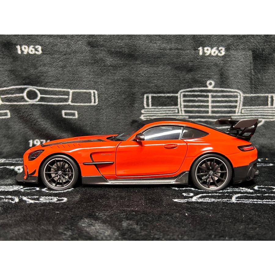 ミニチャンプス minichamps 1/18 Mercedes Benz AMG AMG GT Black