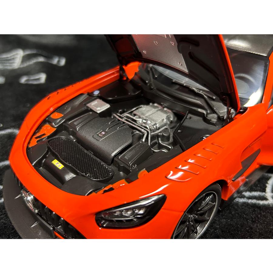 ミニチャンプス minichamps 1/18 Mercedes Benz AMG AMG GT Black