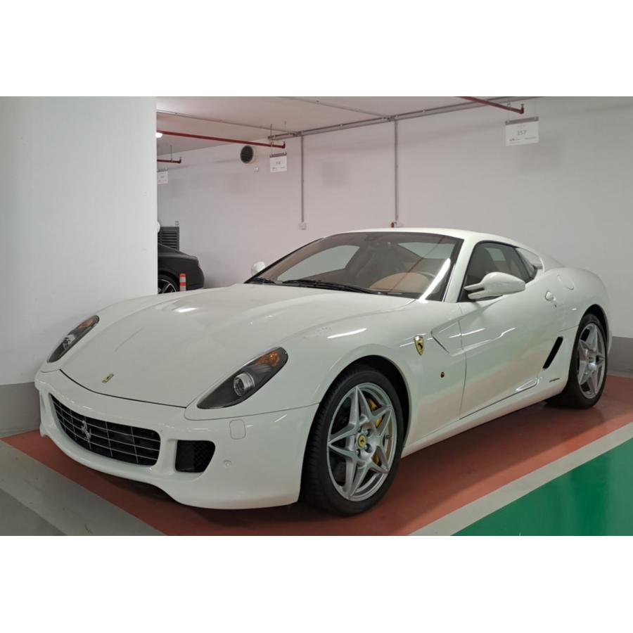 B.B.R ＜予約品＞ BBR 1/18 Ferrari 599 GTB FIORANO Bianco avus
