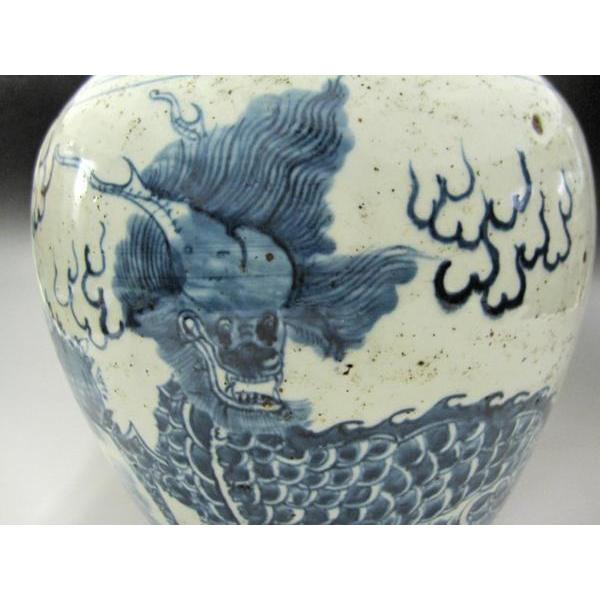 景徳鎮 染付麒麟文壺 高さ約23.5cm 中国美術 陶磁器 希少 花瓶 白磁