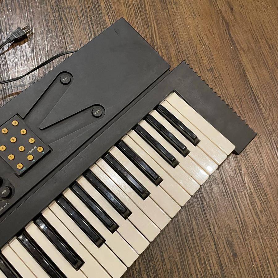 YAMAHA（ヤマハ） Yamaha EOS YS200 synthesizer シンセサイザー
