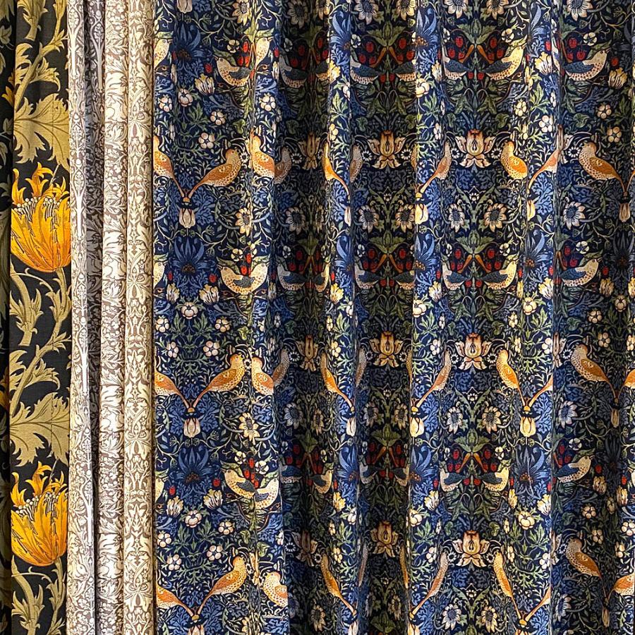 カーテン モリス柄 W200×H150 2倍ヒダ 3つ山ヒダ いちご泥棒