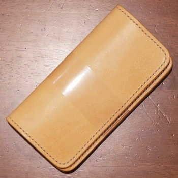 CBM185-ナチュラル-CBM185マチ付きロングウォレット-黒羽（CROW