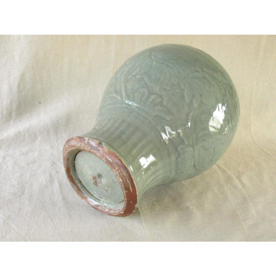 貴重 元時代 竜泉窯青磁纒枝牡丹紋瓶28.5cm 残欠刻花瓶 梅瓶 中国古玩