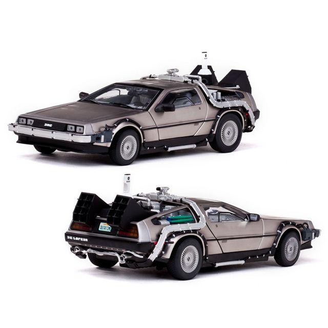 SUNSTAR バック・トゥ・ザ・フューチャー デロリアン PART2モデル 1/18