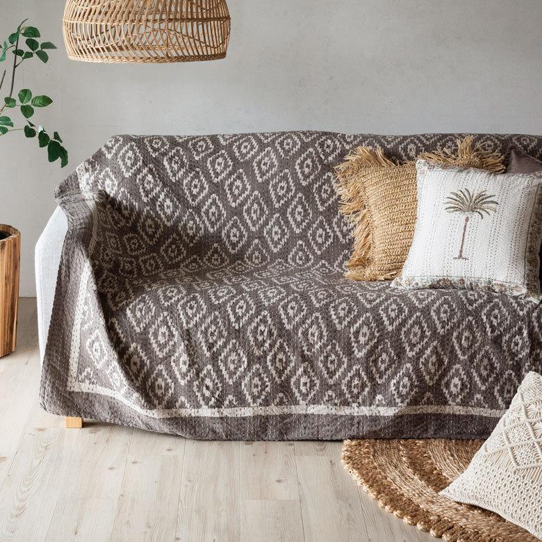 マルチカバー キルト 大判 ブランケット 正方形 ソファ ベッド 幾何柄