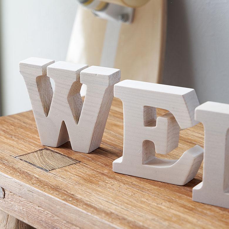 ELEMENTS アルファベット イニシャル オブジェ 木製 木彫り