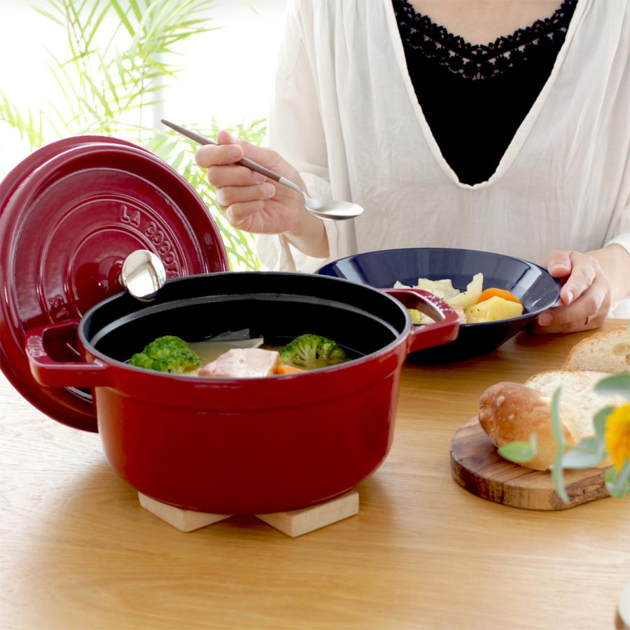 Staub（ストウブ） ＼2/25はポイント10倍／ ストウブ 鍋 22cm ピコ