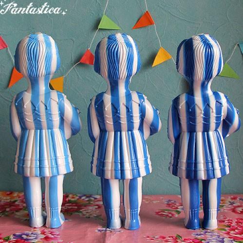 クロネットドール ホワイト＆ブルー・ストライプ−A White & Blue