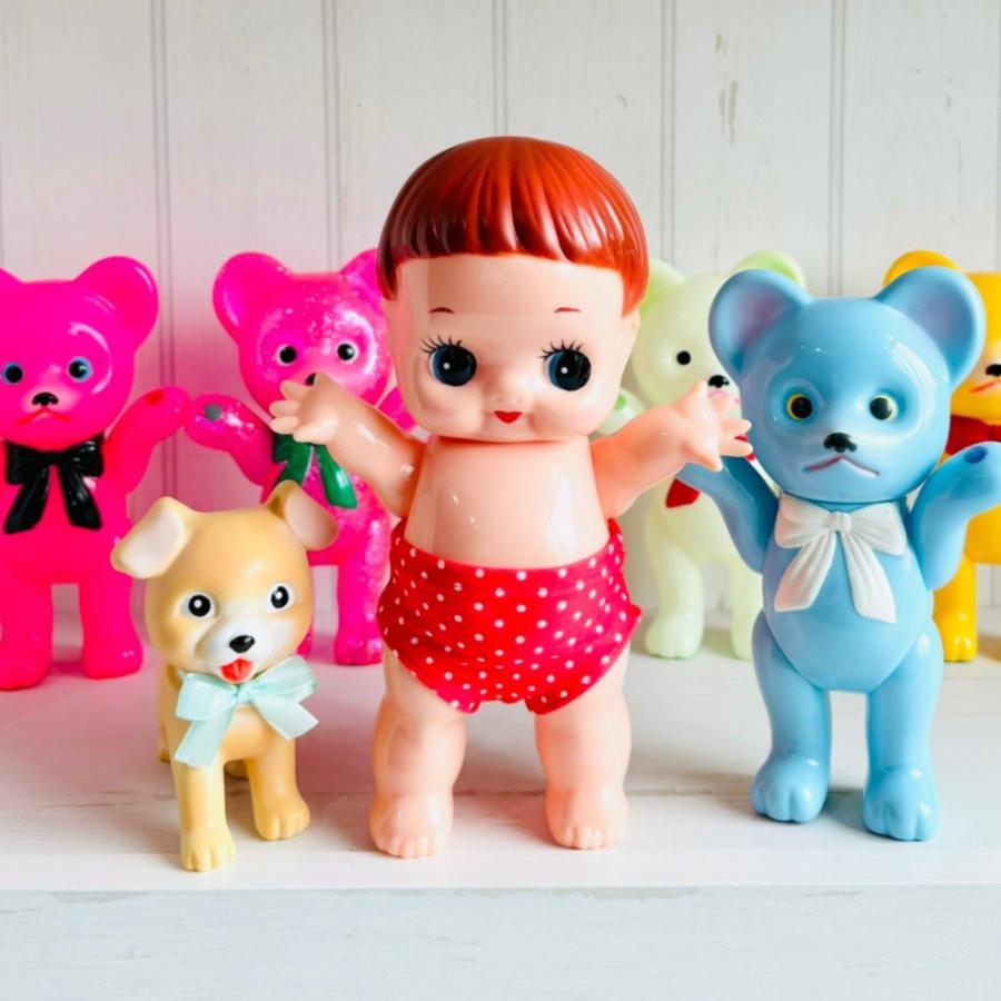 レトロドール デコ犬 パール・シアン・リボン レトロ・ソフビ人形