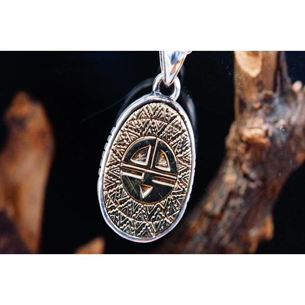 Indian Jewelry ターコイズ装飾 裏面サンフェイス(太陽神) K14(14金