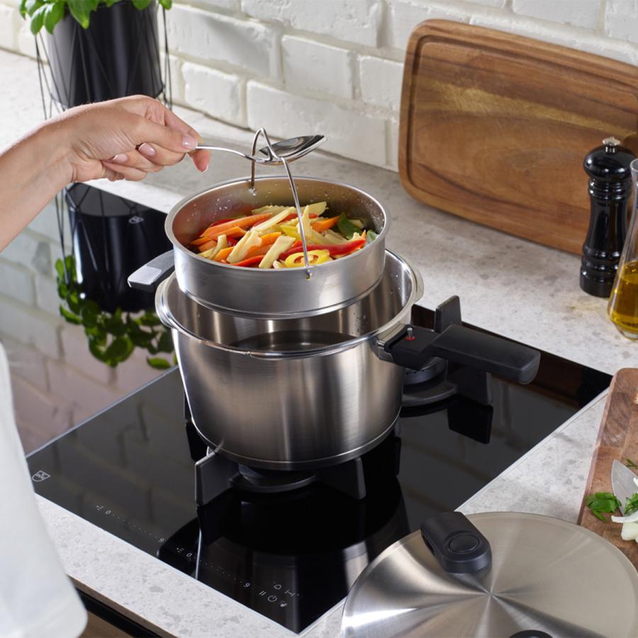 Fissler（フィスラー） 公式 穴あき蒸し器 22cm 三脚付き ドイツ製