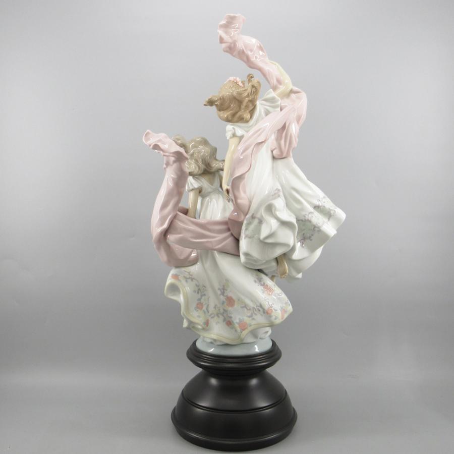 直接引き取り限定※ リヤドロ No.5819「自由への賛歌」 フィギュリン